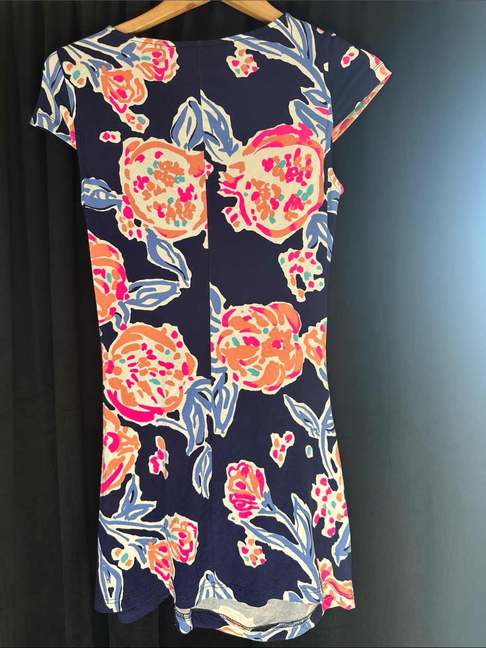 Floral Navy Cap-Sleeve Ruched Dress - Picture 4 of 4